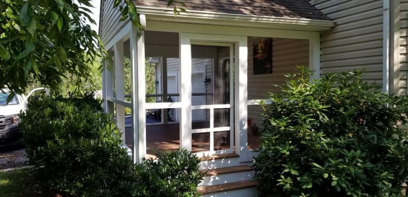 Exterior Painting / Porches